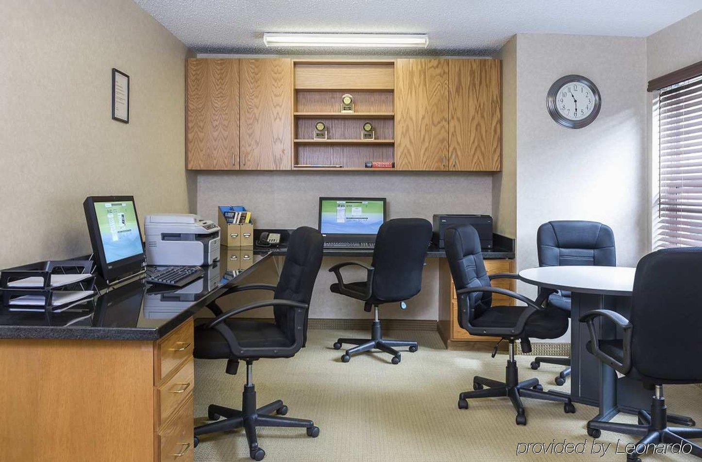 ホームウッド スイーツ バイ ヒルトン ヒューストン ウエストチェイス ホテル エクステリア 写真